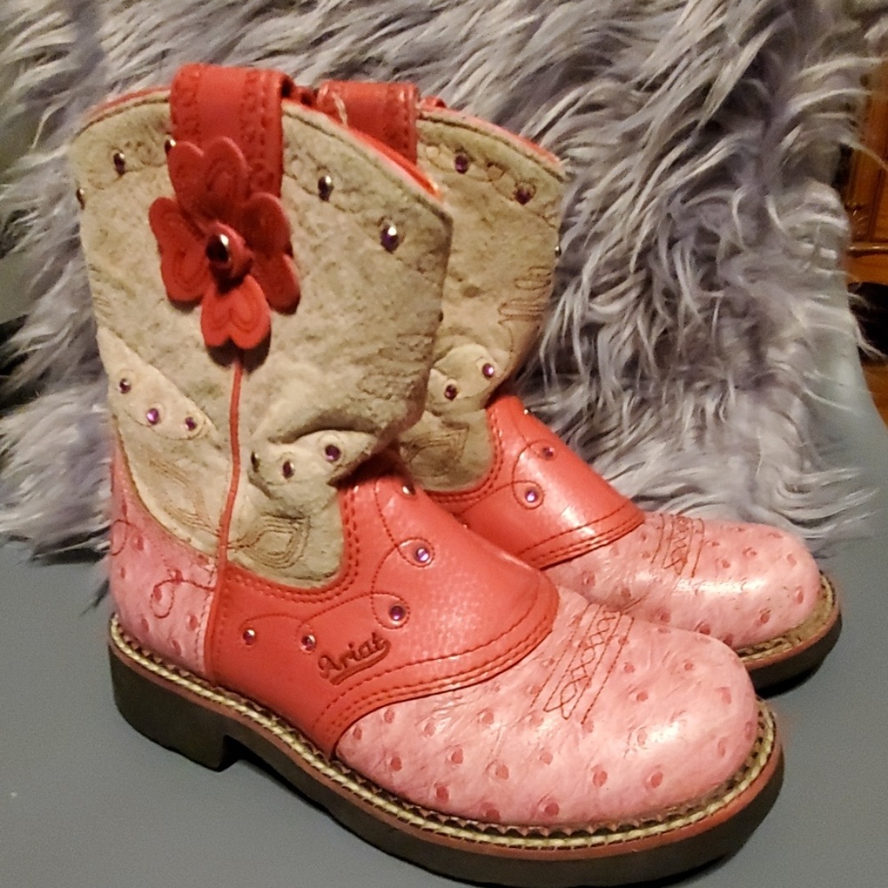 Girls ARIAT boots size 3